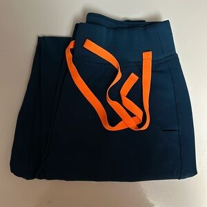 NEVER worn Figs scrub set